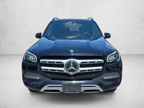 Used 2021 Mercedes-Benz GLS 450 4MATIC image 2