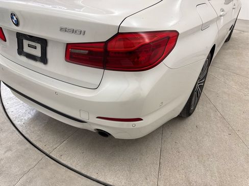 Used 2019 BMW 530i RWD image 23
