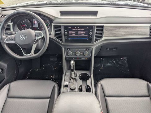 Used 2021 Volkswagen Atlas Cross Sport SE w/ Panoramic Sunroof Package AWD/4WD image 15