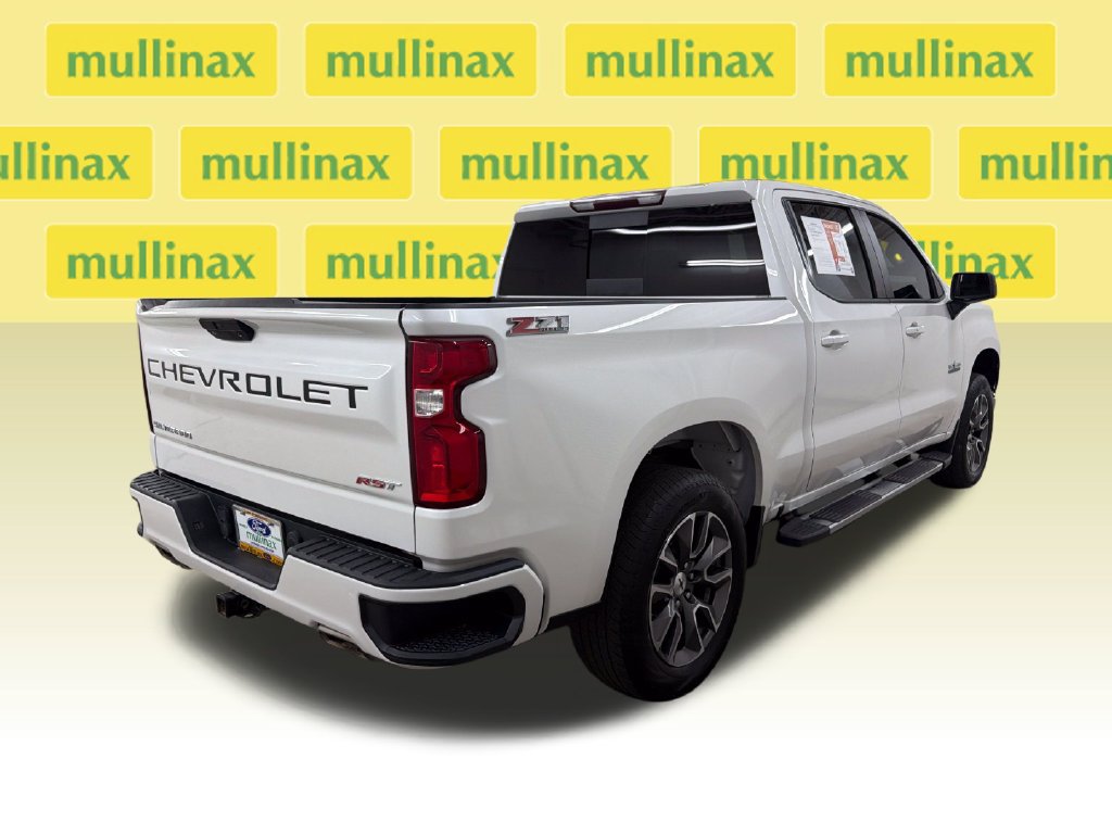 Used 2020 Chevrolet Silverado 1500 RST w/ Texas Edition AWD/4WD image 3