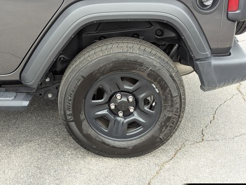 Certified 2022 Jeep Wrangler Unlimited Sport image 27