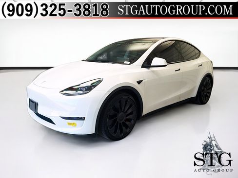 Used 2022 Tesla Model Y Performance AWD/4WD image 1