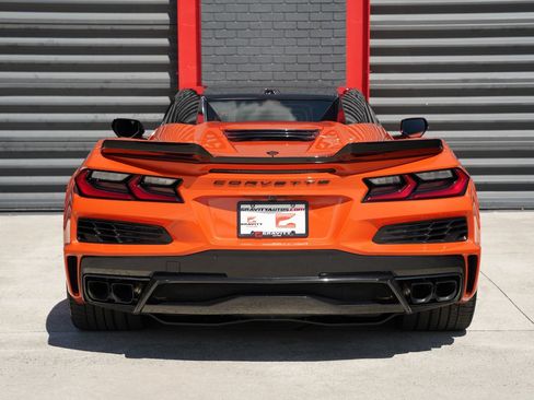 Used 2025 Chevrolet Corvette E-Ray w/ Stealth Interior Trim Package AWD/4WD image 16