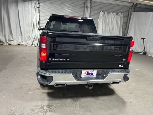Used 2021 Chevrolet Silverado 1500 LT w/ Z71 Off-Road Package AWD/4WD image 6