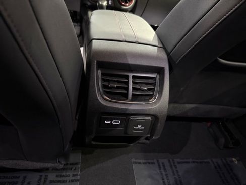 Used 2019 Chevrolet Blazer RS image 28