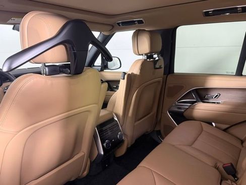 New 2026 Land Rover Range Rover SE image 25