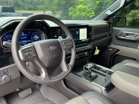 Used 2024 Chevrolet Silverado 1500 ZR2 w/ ZR2 Bison Edition AWD/4WD image 30