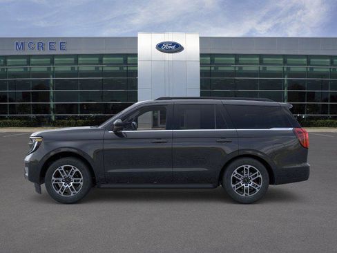 New 2026 Ford Expedition Active RWD image 3