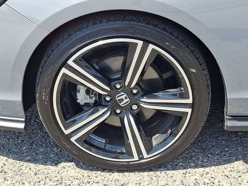 Used 2024 Honda Accord Sport image 8