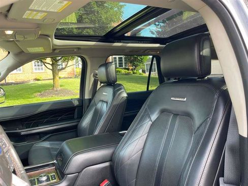 Used 2018 Ford Expedition Max Platinum AWD/4WD image 70