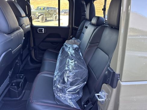 New 2026 Jeep Gladiator Rubicon image 15