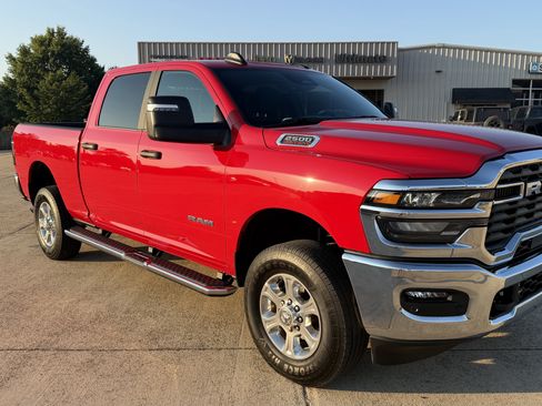 Used 2026 RAM 2500 Big Horn AWD/4WD image 17