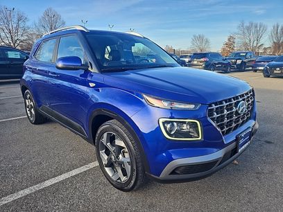 Certified 2023 Hyundai Venue Limited w/ Cargo Package