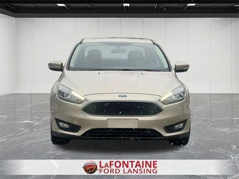Used 2017 Ford Focus SEL w/ Cold Weather Package image 8