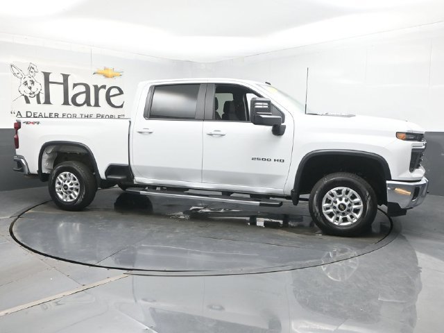 Used 2026 Chevrolet Silverado 2500 LT AWD/4WD image 1