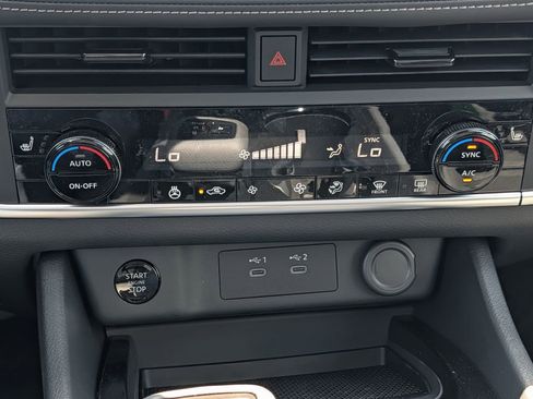 New 2026 Nissan Rogue SV AWD/4WD image 24