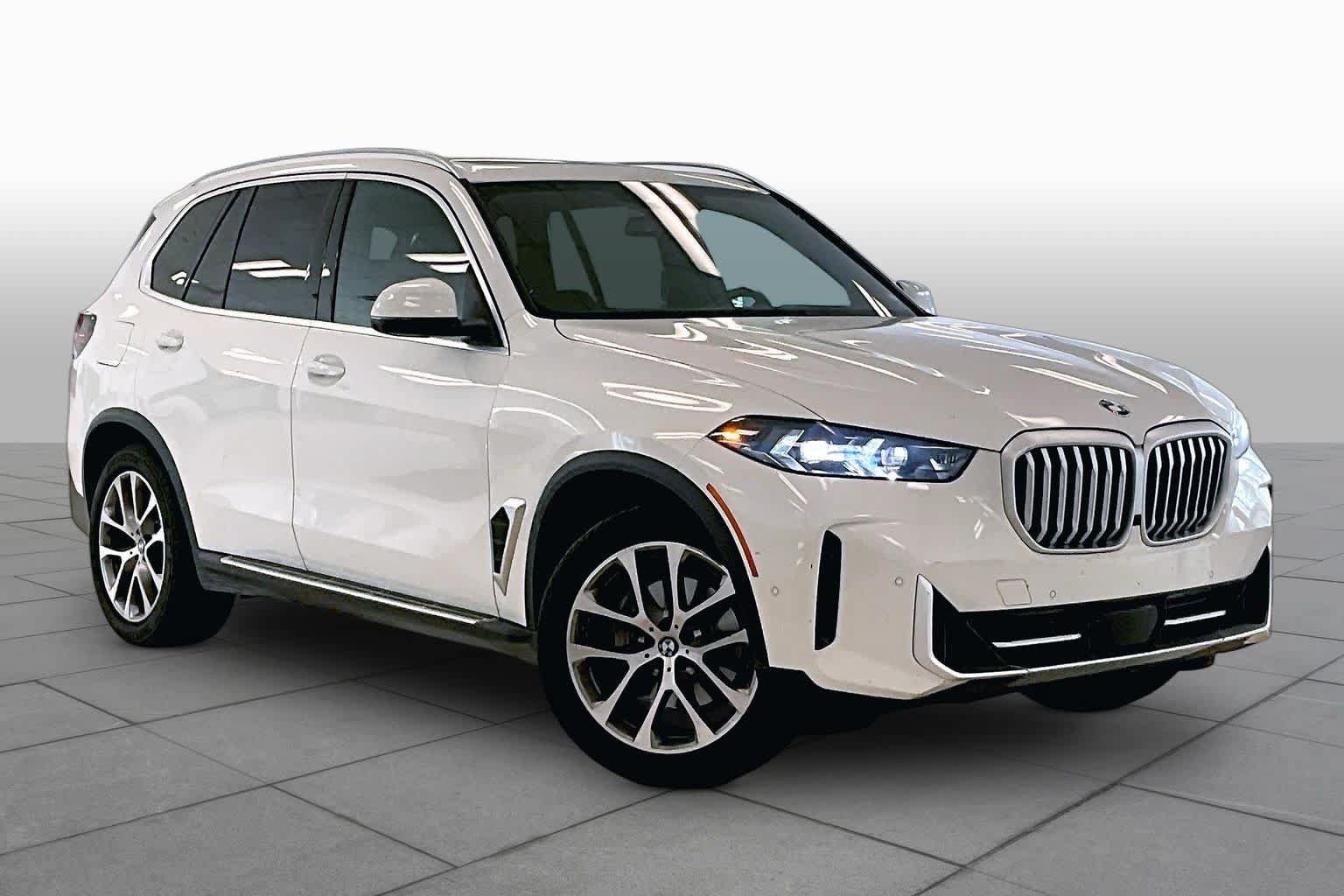 Used 2026 BMW X5 sDrive40i RWD image 2