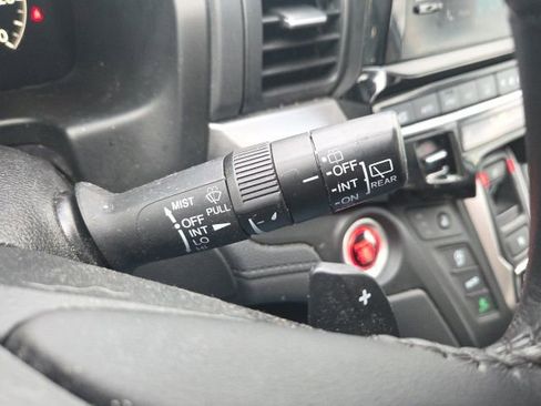 Used 2025 Honda Odyssey EX-L image 41