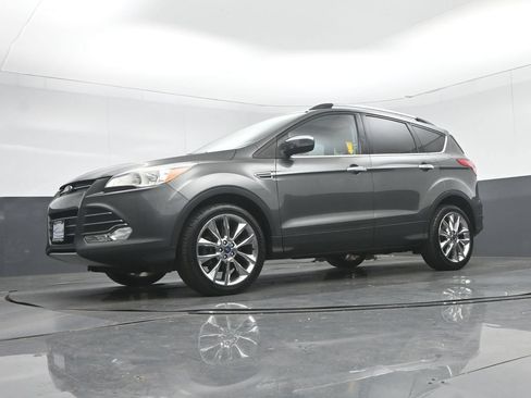 Used 2016 Ford Escape SE w/ SE Chrome Package AWD/4WD image 49