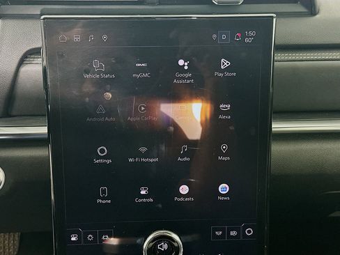 Used 2025 GMC Terrain Elevation image 19