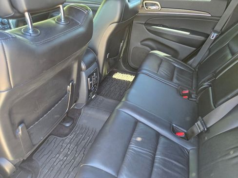 Used 2016 Jeep Grand Cherokee Limited AWD/4WD image 10
