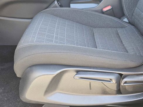 Used 2025 Honda HR-V LX image 22