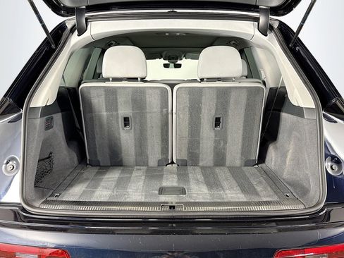 Used 2017 Audi Q7 3.0T Prestige w/ Prestige Package image 28