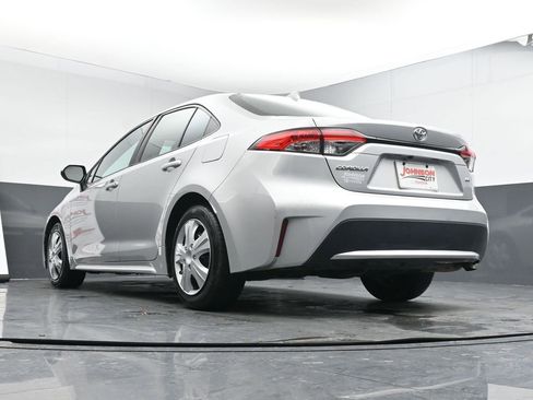 Used 2020 Toyota Corolla LE image 36