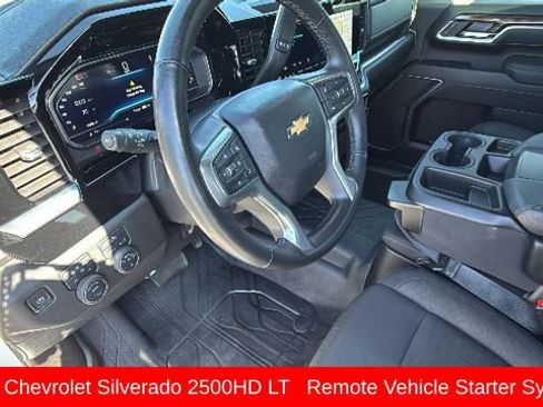 Used 2025 Chevrolet Silverado 2500 LT w/ Convenience Package AWD/4WD image 10