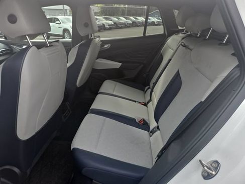 Used 2023 Volkswagen ID.4 Pro S AWD/4WD image 3