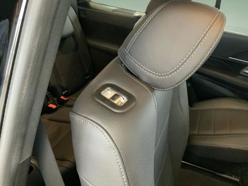 Used 2022 Mercedes-Benz GLS 450 4MATIC image 41
