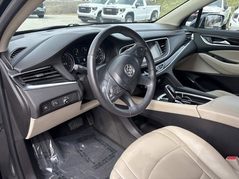 Used 2018 Buick Enclave Premium w/ Trailering Package image 18