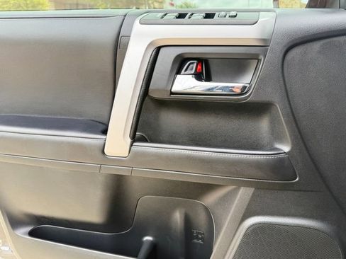 Used 2023 Toyota 4Runner SR5 Premium w/ Moonroof Package AWD/4WD image 20