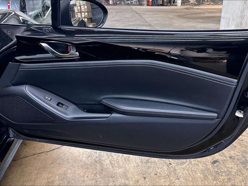 Used 2022 MAZDA MX-5 Miata Grand Touring w/ Weather Package RWD image 26