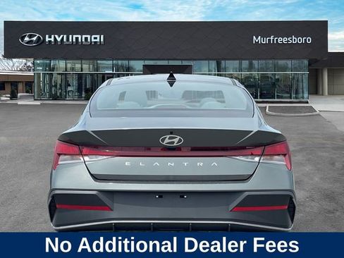 New 2026 Hyundai Elantra SE FWD image 6
