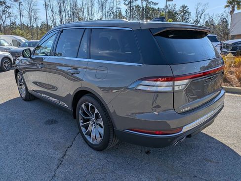 Certified 2025 Lincoln Aviator Reserve image 7