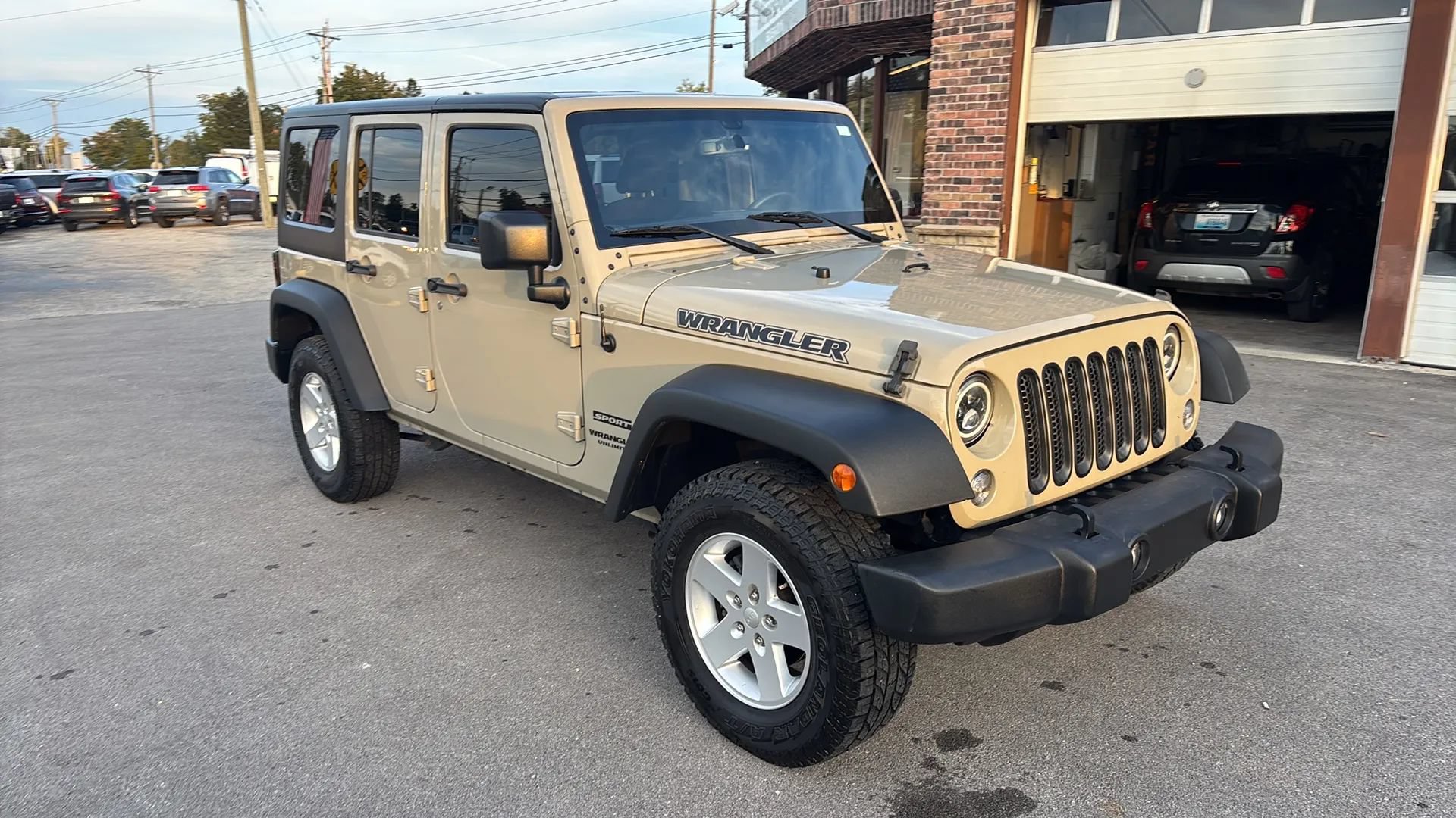 Used 2017 Jeep Wrangler Unlimited Sport w/ Quick Order Package 24S AWD/4WD image 23