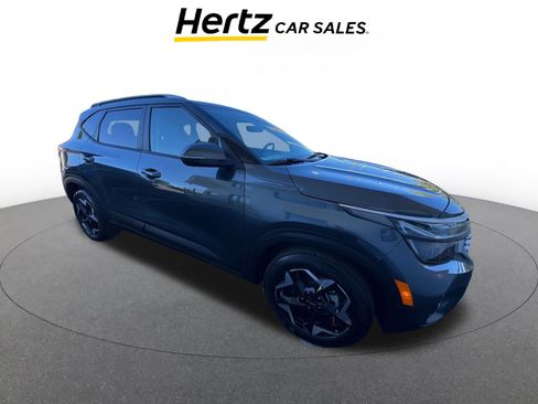 Used 2025 Kia Seltos S image 1