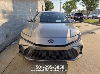 Used 2025 Toyota Camry SE FWD video 2