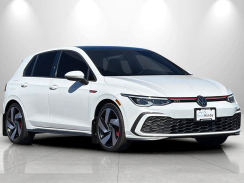 Used 2023 Volkswagen GTI SE FWD image 9