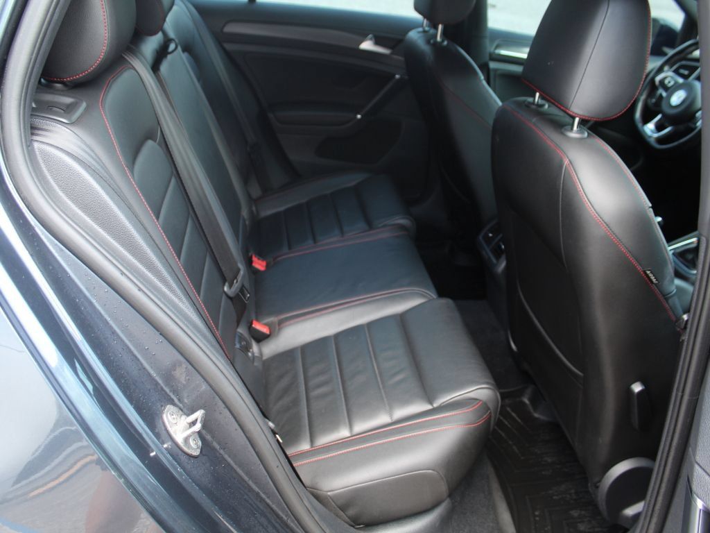 Used 2018 Volkswagen GTI SE w/ SE Leather Package FWD image 13