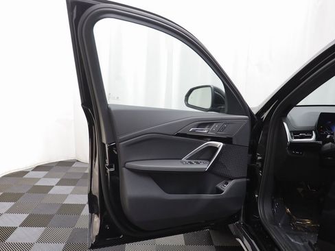 New 2026 BMW X1 xDrive28i w/ Convenience Package image 4