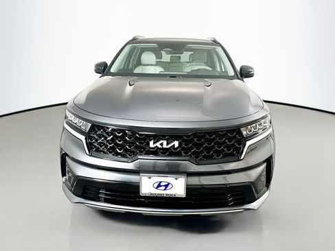 Used 2023 Kia Sorento S w/ Panoramic Sunroof Package FWD image 2