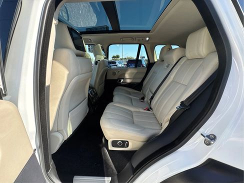 Used 2016 Land Rover Range Rover Supercharged image 12