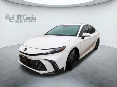 Used 2025 Toyota Camry SE w/ Convenience Package