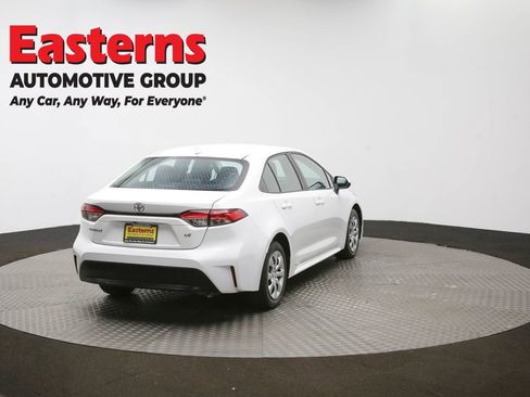 Used 2024 Toyota Corolla LE image 38