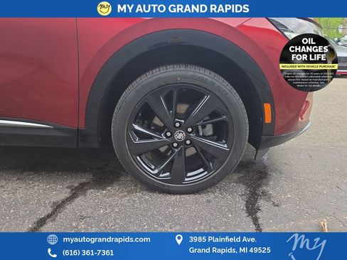 Used 2023 Buick Envision Essence w/ Sport Touring Package AWD/4WD image 32