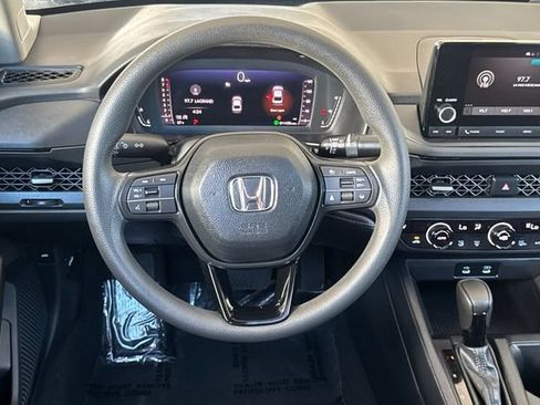 Used 2025 Honda Accord SE image 11