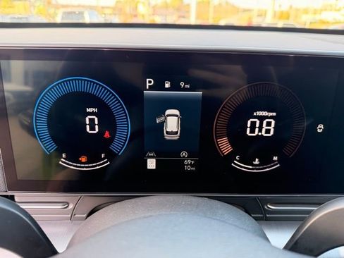 New 2026 Hyundai Kona SE image 14