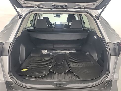 Used 2024 Toyota RAV4 XLE image 19